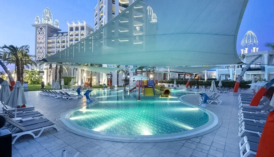 هتل گرانادا لاکچری بلک آنتالیا